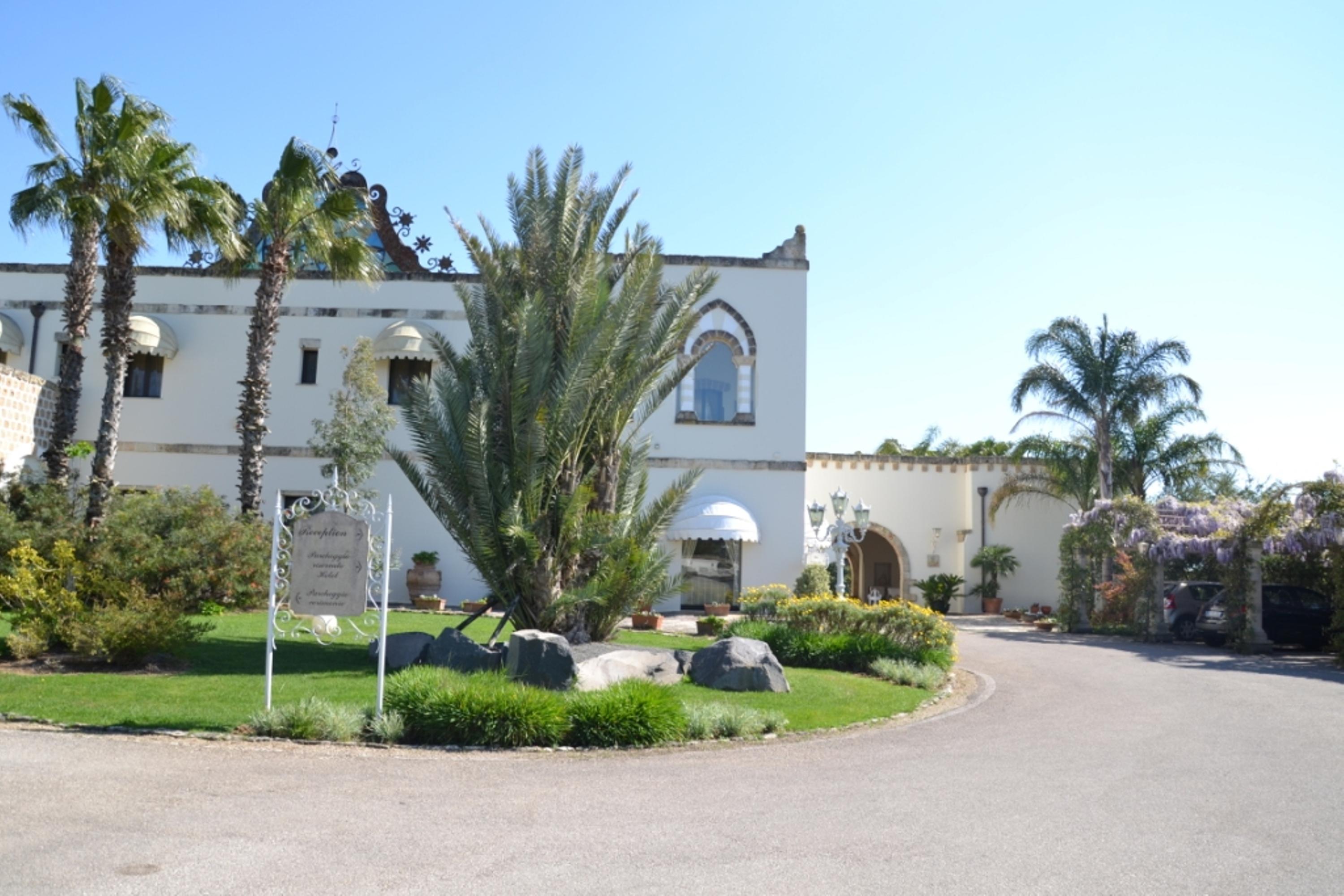 Sangiorgio Resort & Spa Cutrofiano Exteriör bild
